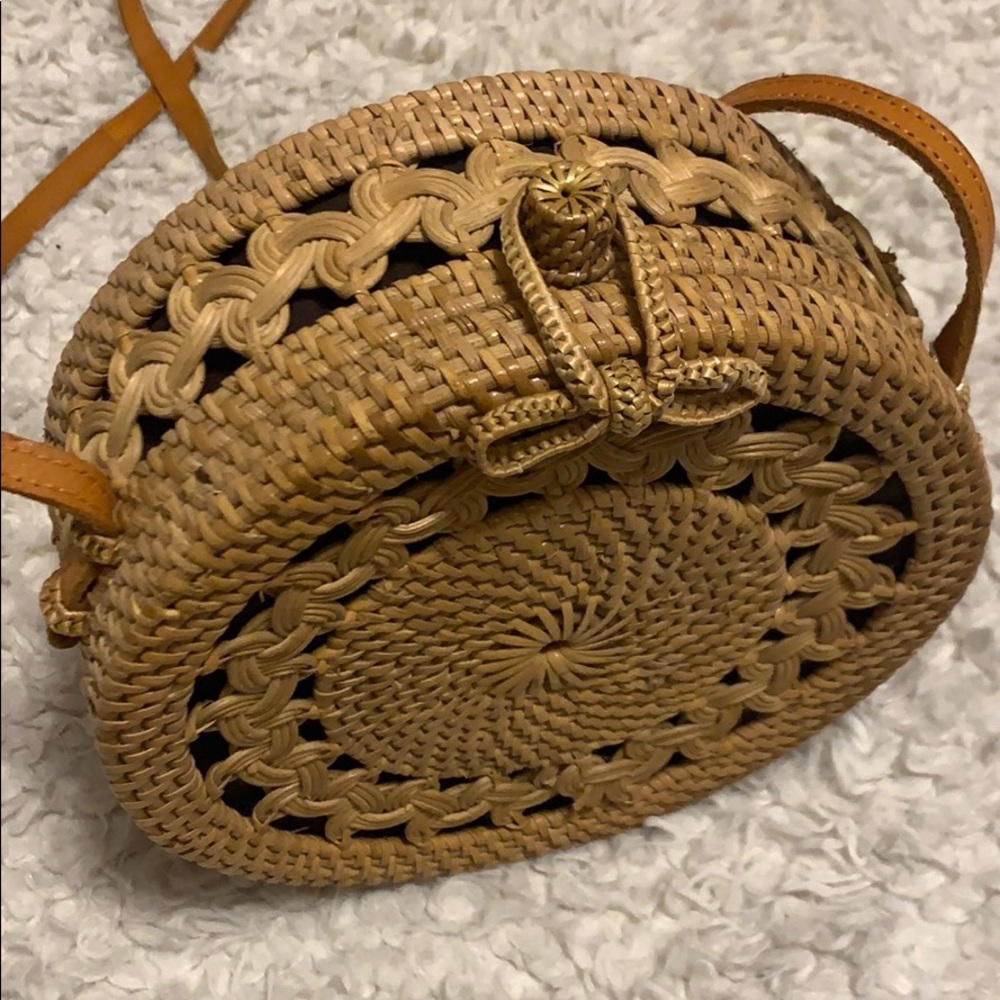 Street Level Round Rattan Bag - Picture 6 of 7